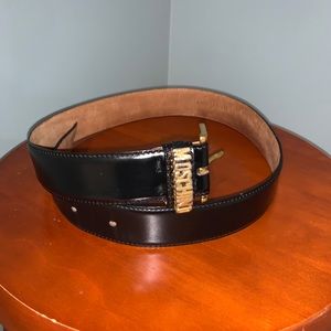 Moschino Belt  size 44 (used)